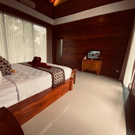 Nirankara Ubud Villa Extérieur photo